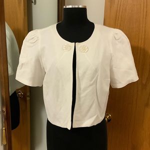 Puff Sleeved Linen Crop Jacket